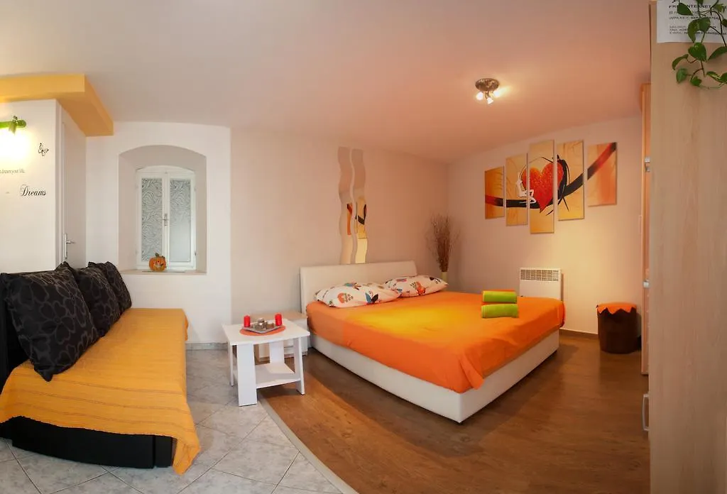 Paradise Apartment With Big Sunny Terrace In The Old Town, Few Meters From The Sea & Riva Promenade Split 0*,